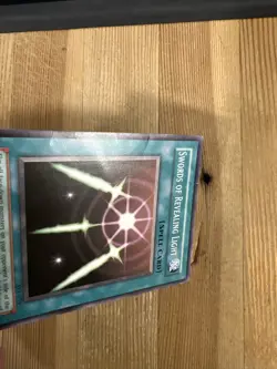YGO Card - Swords of Revealing Light - Common - SYE-039 - DMG - Image 3
