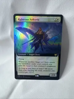 Righteous Valkyrie (Extended Art) Kaldheim Foil - Image 1