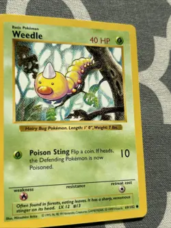 Weedle 69/102 Pokemon TCG Base Set Regular Shadowless Lightly Played LP - Image 2