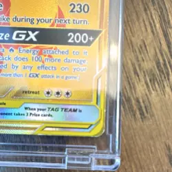 Pokemon Reshiram & Charizard GX SM247 Promo Holo Sun & Moon Card 270HP English - Image 4