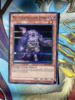 Plaguespreader Zombie DUSA-EN076, Duelist Saga 1st Edition LP - Image 1