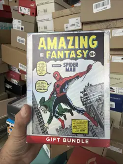 Magic the Gathering - Marvel's Spider-Man Amazing Fantasy Gift Bundle - Image 1