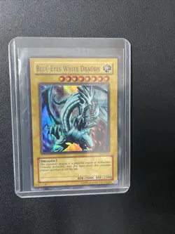 Yu-Gi-Oh! TCG Blue-Eyes White Dragon SKE-001 Super Rare - Image 2