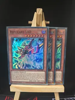 Replicard LAD ×3 - ALIN-EN087 - Super Rare - 1st Edition - Yugioh - Image 1