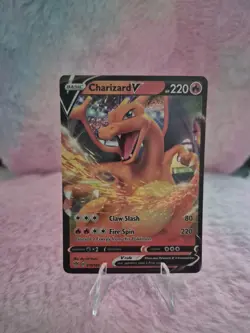 Pokemon TCG Charizard V 019/189 Darkness Ablaze Card - Image 1