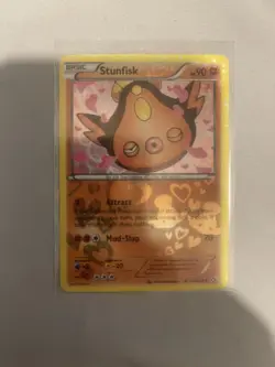 Stunfisk - RC12/RC25 - Legendary Treasures Radiant Collection NM - Image 1