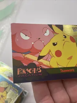 1999 Topps Pikachu's Vacation #54 Teamwork Foil Holo Pokemon - - Image 2