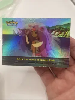Topps Pokemon EP19 Ghost Of Maiden Peak 2000 Series 2 Rainbow Foil Blue LP - Image 1