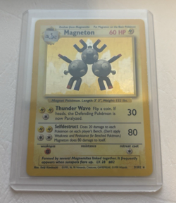 Magneton Holo Rare 1999 9/102 Base Set Unlimited Pokemon TCG - Image 1