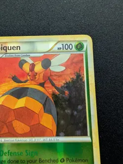 M/NM Pokemon Vespiquen Reverse Holo Card 23/90 Undaunted - Image 3