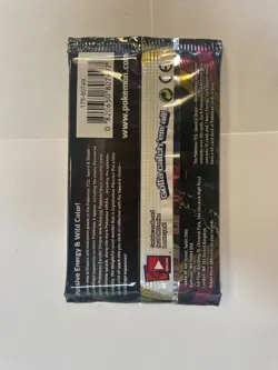 Pokemon Vivid Voltage Booster Pack Sword & Shield Sealed - Image 2