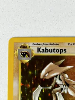 POKEMON Fossil Kabutops 9/62 Holo Rare 1st Edition NP - Image 2