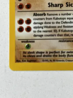 POKEMON Fossil Kabutops 9/62 Holo Rare 1st Edition NP - Image 4