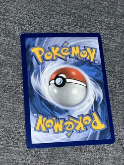 Pokemon TCG Eevee V SWSH065 SWSH Black Star Promos Holo NM - Image 2