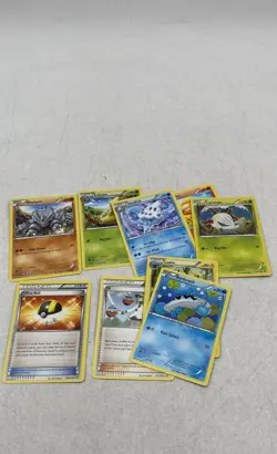 Pokemon Yveltal Ex Holo Barboach Ultra Ball Luxio Rare Trading Card Mixed Lot - Image 5