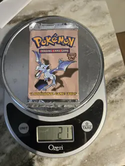 HEAVY Pokemon TCG Fossil Sealed Booster Pack 21g - Image 1