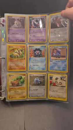 Large Pokemon Card Lot 1995-2011 400+ Cards - Image 2