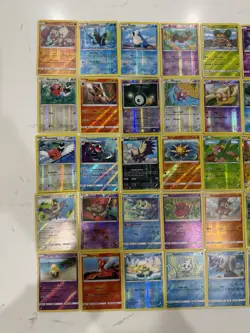 Pokemon Lot of 35 Reverse Holo Cards Vintage WOTC Fossil Base Jungle Neo - Image 4