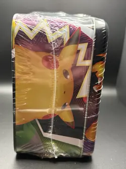 Pokemon TCG: Collector Chest (Fall 2020) - Image 5
