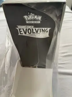 Pokemon Evolving Skies Elite Trainer Box - Image 5