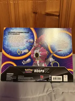 Pokemon TCG Hoopa V Collection Box Evolving Skies Fusion Strike - Image 3