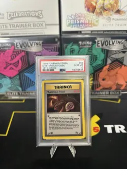 Pokemon Mysterious Fossil Fossil 1st Edition Trainer 62/62 PSA 10 Regular - Image 1