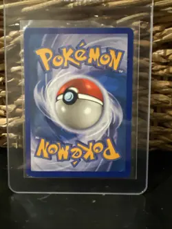 Pokemon TCG Weezing 70/165 Reverse Holographic Rare Expedition Base Set LP/MP - Image 2