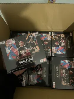One Piece OP09 Emperors in the New World English Booster Box Sealed - Image 1