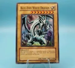 Blue-Eyes White Dragon DLG1-EN002 Dark Legends Unlimited Near Mint - Image 1