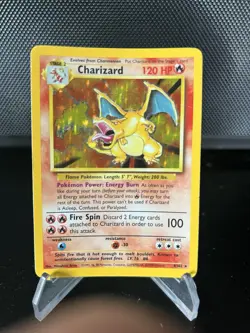 Pokemon Charizard Base Set 4/102 Holo Rare 120 HP Wizards of the Coast 1999 - Image 1