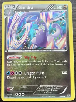 Goodra 77/119 Pokemon TCG XY Phantom Forces Holo Moderate Play MP - Image 1