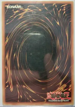 Yu-Gi-Oh! TCG Dark Magician LOB-005 Ultra Rare Lightly Played - Image 2