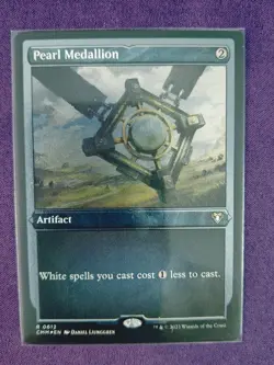 MTG Pearl Medallion (Foil Etched) Commander Masters Foil - Image 1