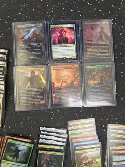MTG LOTR 150 Card Lot - Foil / Rare / Borderless - Unplayed - Delighted Halfling - Image 1