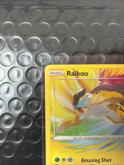 Pokemon TCG Raikou Vivid Voltage Holo Card 50/185 NM - Image 2