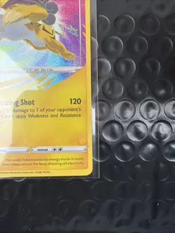 Pokemon TCG Raikou Vivid Voltage Holo Card 50/185 NM - Image 4