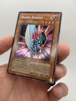 Yu-Gi-Oh! TCG Blade Knight 2004 Collector's Tins CT1-EN002 Limited Edition... - Image 4