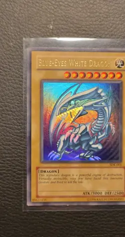 Yu-Gi-Oh! Blue-Eyes White Dragon SDK-001 Starter Deck Kaiba Ultra Rare Holo Eng - Image 2