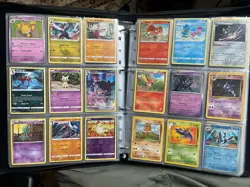 900+ CARD LOT - Pokemon Charizard Binder Collection - WoTC, Holos, XY, SWSH, JP - Image 1