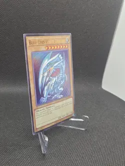 Yu-Gi-Oh Blue-Eyes White Dragon Ultra Rare Holo Unlimited LCKC-EN001 Kaiba - Image 2