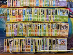 Vintage Pokemon Card Lot Ampharos Energy Espeon Leafeon Arcanine Fire 200+ - Image 3