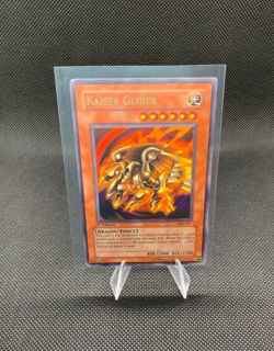 Yu-Gi-Oh! Kaiser Glider Dark Crisis DCR-051 *1st Edition Ultra rare* - Image 1