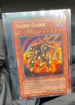 Yu-Gi-Oh! Kaiser Glider Dark Crisis DCR-051 *1st Edition Ultra rare* - Image 3