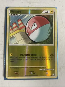 2010 Pokemon Triumphant #83/102 Voltorb Reverse Holo MP - Image 1
