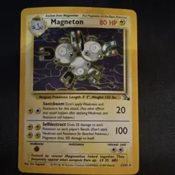 Pokemon Magneton 11/62 Base Set Holo Rare 80 HP Wizards 1999 Stage 1 English - Image 1