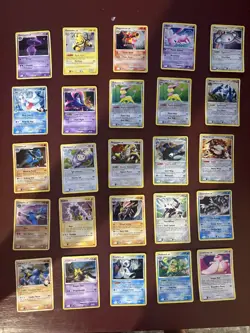25 Card Pokemon Holo and Stormfront Holo Lot- MP Condition - Image 1