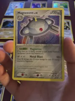 25 Card Pokemon Holo and Stormfront Holo Lot- MP Condition - Image 4