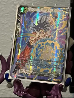 Ultimate Form Son Goku GOLD STAMP Mint Foil Dragon Ball Super Card Game - Image 2