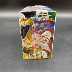 Pokemon TCG SWSH Evolving Skies Booster Box Sealed w/ Acrylic Case - Image 4