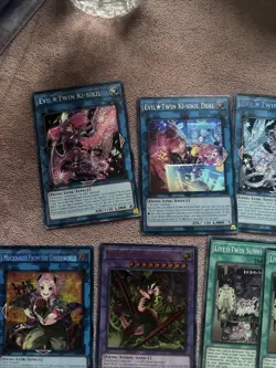 Yugioh Evil ☆ Twins Deck Core 20+ Cards Plus Extra Deck Good Value ! - Image 5